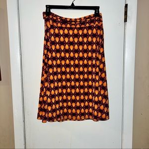LuLaRoe Skirt M Great Colors and Pattern